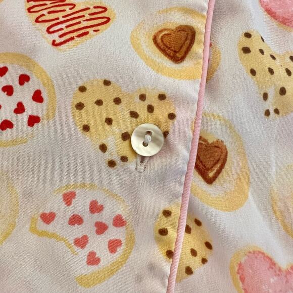 Cupcakes and Cashmere Heart Cookies Print Button Front Pajama Top Medium - Picture 3 of 9